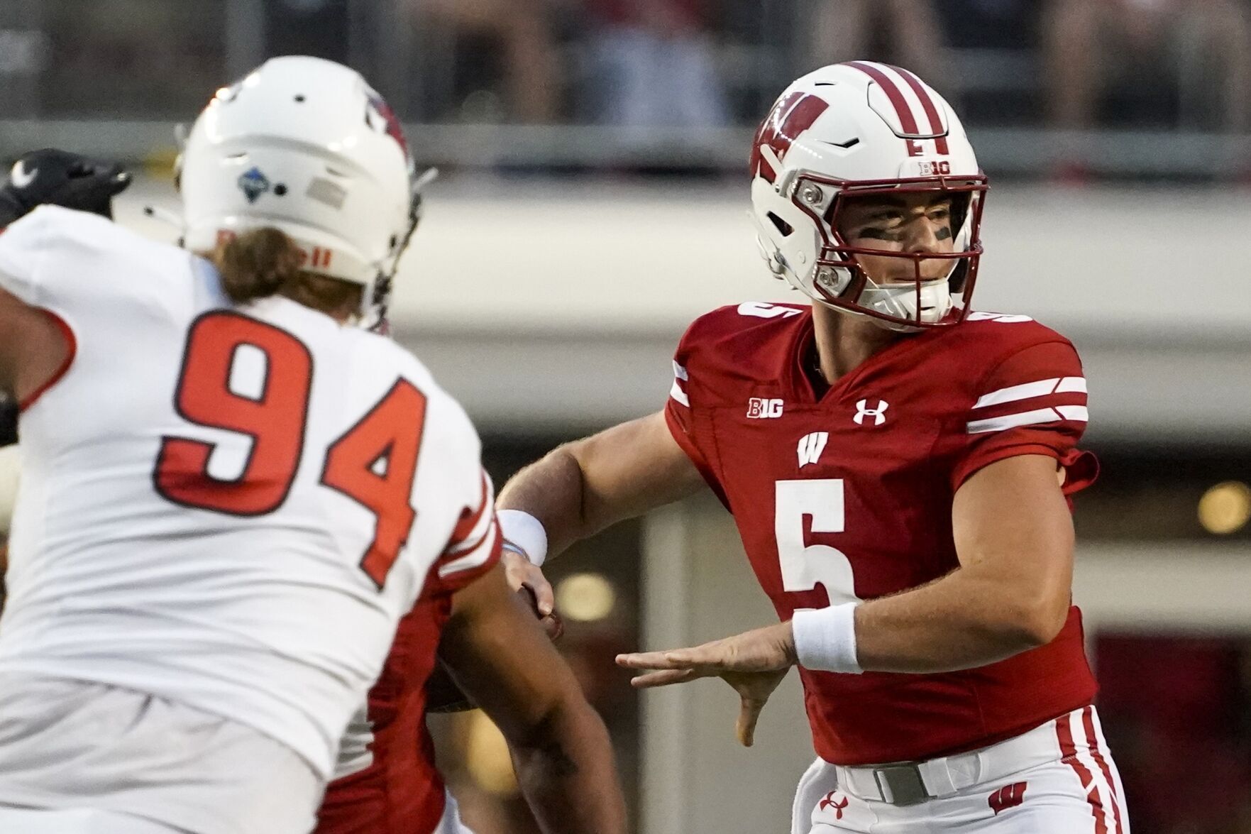 Illinois Saint Wisconsin football